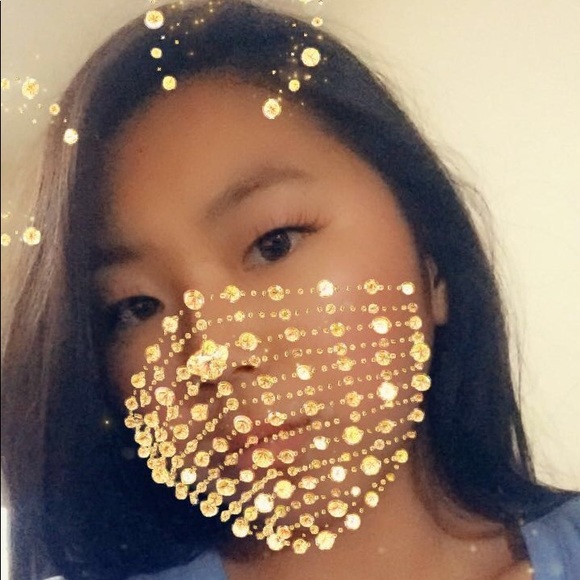 Meet your Posher, Emily - Picture 1 of 1